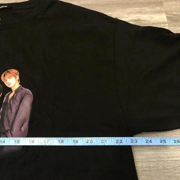 Tomorrow X Together World‎ Tour Act Sweet Mirage T’Shirt Size L - Picture 4 of 7